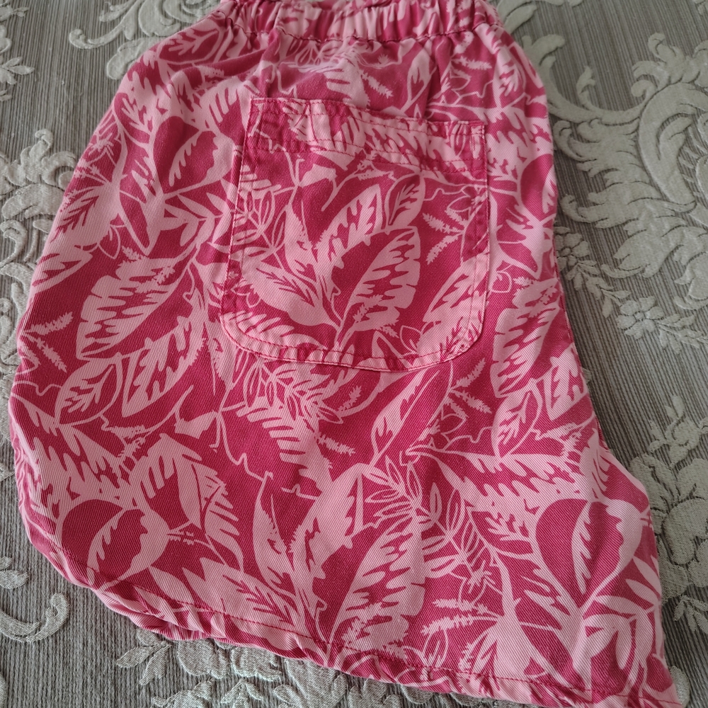 Dip Pink Leaf Pattern Skirt